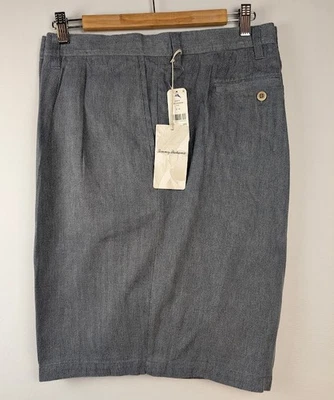 Pantalones Cortos Tommy Bahama Plisados Seda Para Hombres 50R - 3X Tinta Azul-Gris Lujo Precio de venta sugerido por el fabricante 110 USD Foto 1 de 4