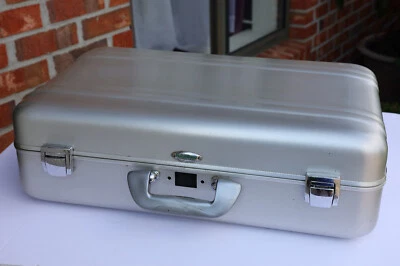 Maletín de aluminio Zero Halliburton 21 X 14 X 6 - Leer descripción  Foto 1 de 4