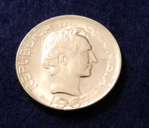 1967 Colombia 20 Centavos - Beautiful Full Luster Coin - See Pics - Picture 1 of 2