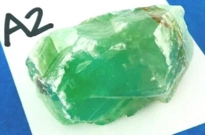 Cristales de calcita verde usados para muestra mineral de manifestación - Imagen 1 de 12