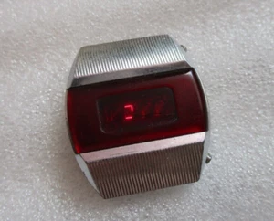 Elektronika 1 3051 B6-03Pulsar Terminator The first Soviet LED quarzuhr of t - Bild 1 von 8