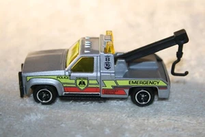 MATCHBOX 💥 1987 SILVER METALLIC GMC EMERGENCY POLICE WRECKER 💥70th ANNIVERSARY - Picture 1 of 7