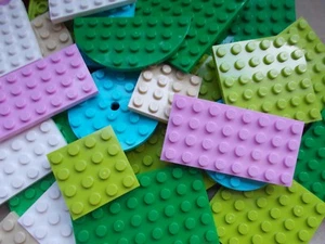NEW LEGO MIXED BASE PLATE PACK PICK 10 15 20 40 PACK FRIENDS CITY MOVIE PRINCESS - Picture 1 of 8