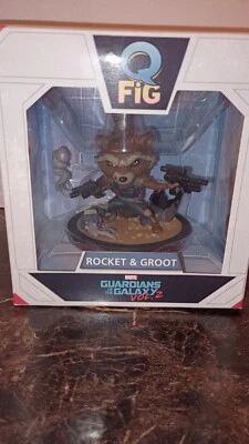 Q-Fig Marvel Guardianes de la Galaxia Cohete Mapache y Groot  Foto 1 de 4