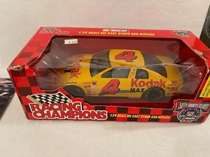 Racing Champions Nascar 50th Bobby Hamilton 4 Kodak MAX 1:24 Scale - Picture 1 of 2