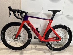 Canyon Aeroad CF SLX 8 Etap Medium - Picture 1 of 6