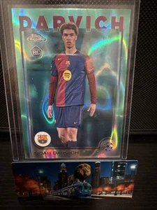 Topps Chrome UCC 2024-25 - Noah Darvich FC Barcelona - Parallel /199 - Picture 1 of 2
