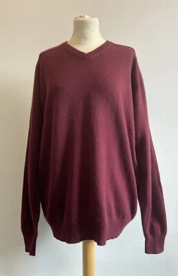 Mens James Pringle Jumper Size Medium 100% Cashmere Burgundy V Neck Pullover - Image 1 of 4
