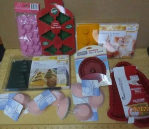 Lot New Silicone baking molds- Cup cake- Bell- Trees- Fluted- Wedding Birthday - Picture 1 of 1