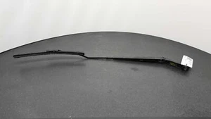 MG ZS Mk2 2016-2024 - Front Left Wiper Arm 10015589 - Picture 1 of 9