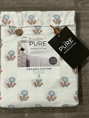 The Pure Collection Organic Cotton 2 King Pillowcases White Blue Flower 300 TC - Image 1 of 4