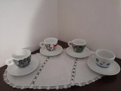 Illy collection   anno 1992/93, 4 tazzine e 4 Piattini - Immagine 1 di 4