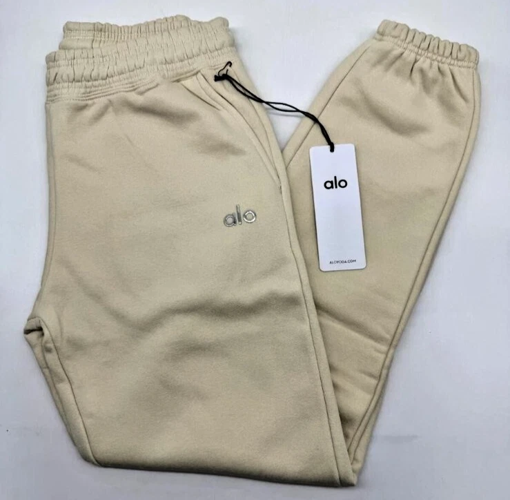 Alo Pants Women / Men Accolade Sweatpants 3343 - Image 1 of 1