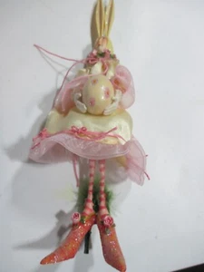 DEPT 56 Patience Brewster Krinkles MRS CARROT SHOES Easter Rabbit 10” Figurine - Picture 1 of 4