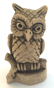 Figura Vintage Búho en una Rama Resina 2.5" Hecha en México - Imagen 1 de 4