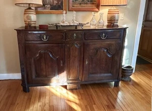 Authentic original 18thc Italian walnut serving cupboard or sideboard c 1760 - Picture 1 of 12