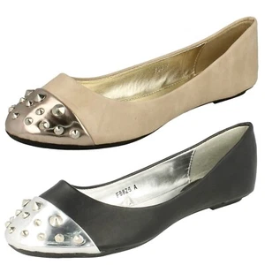 Spot On Mujer Planos Casual Bailarina con Tachuelas Metal Puntera - Imagen 1 de 19