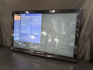 Panasonic Viera TC-50PX24 50" 720p HD Plasma Television - Picture 1 of 11