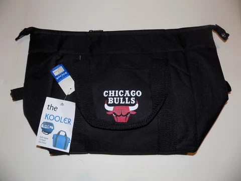 CHICAGO BULLS SOFT SIDE 12 PACK INSULATED COOLER -BLACK- NWT Cover