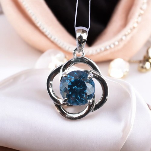 VETEMENTS Ciondolo Gemma Naturale Tormalina Certificato 22 Ct BI in Argento 925 MG014