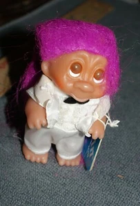 Norfin Troll Dam Puppe Mini Usher lila Haare 3 Zoll NEU 1985 schneller Versand  - Bild 1 von 3