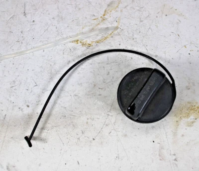 Крышка крышки крышки топливного бака 2012-2017 Buick Enclave 12-16 GMC Acadia от оригинального производителя - Изображение 1 из 2