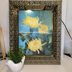 Vtg Lighted Metal Picture Frame w/ 3D Yellow Flower Hologram Chic Gorgeous WORKS - Picture 1 of 10
