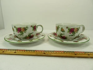 2 Royal Albert Old Country Roses Casual Classics Cups 6oz Saucers 6 inches Green - Picture 1 of 9