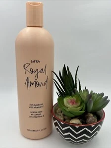 Jafra Royal Almond Body Oil With Vitamin E 16.9 FL OZ NEW AND SEALED - Picture 1 of 7