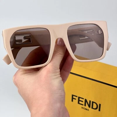 Gafas de sol Fendi para mujer caqui marrón cuadradas FE40124I BAGUETTE 57E NUEVAS Foto 1 de 4