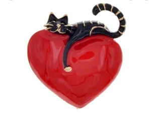 Black Cat / Kitten on Red Love Heart Brooch ~ Birthday or Christmas Gift - Picture 1 of 3