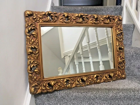 LARGE VINTAGE SCROLLED LEAF ROCOCO STYLE GILDED ORNATE GOLD WALL DRESSING MIRROR Cover