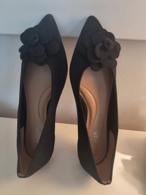 NUEVO Talbot’s Edison Flor Negro Tejido Pisos 6M ENVÍO GRATUITO Foto 1 de 4