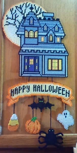 Plastic Canvas "FINISHED" Item---Haunted House - Picture 1 of 1