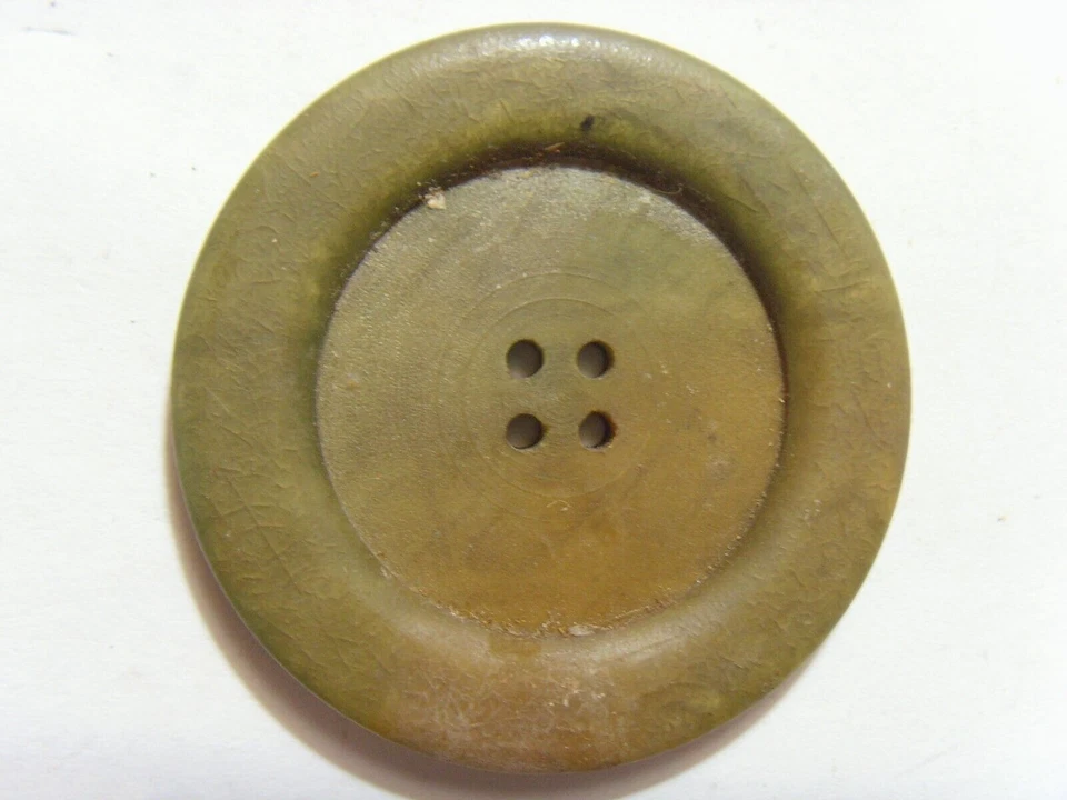 antique large 43 mm early plastic or Bakelite collector button 52359 - Image 1 of 3