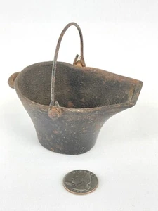 Vintage Miniature Cast Iron Coal Scuttle Ash Bucket - Picture 1 of 2