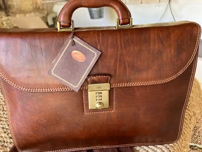 THE BRIDGE ORIGINALE CARTELLA  DUE SCOMPARTI e TASCA POSTERIORE c/CHIUSURA LAMPO - Imagen 1 de 4