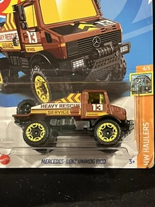 Hot Wheels Mercedes Benz Unimog 1300 Heavy Rescue Red Diecast Sealed NM Cond - Picture 1 of 3