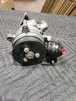 BMW 750li E65 E66 2006-2008 bomba hidráulica tándem dirección asistida OEM LFR440 Foto 1 de 4