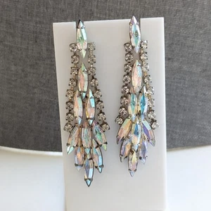 Vintage Stunning Silver Tone AB Crystal Glass Evening Dangle Chandelier Earrings - Picture 1 of 4