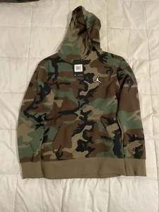 Boys Jordan Essential Camo Pullover Hoodie - Picture 1 of 1
