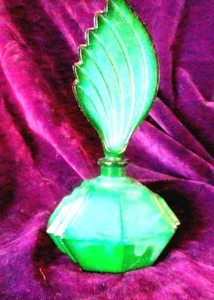 VINTAGE 1970'S MALACHITE GLASS SCENT - PERFUME BOTTLE - CZECHOSLOVAKIA - Picture 1 of 5