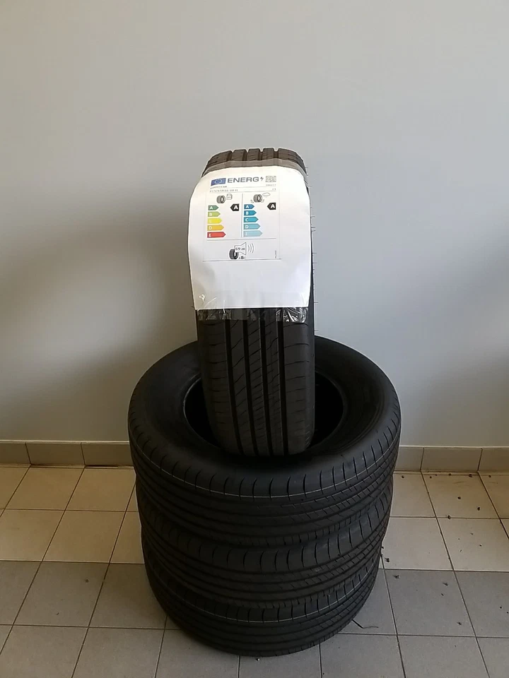 Sommerreifen Goodyear Efficient Grip 2 215/65 R16 98h DOT -DOT 1525 Demontagen - Bild 1 von 3