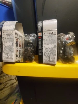 Caja abierta Medicom Kubrick Metal Gear Solid 2 con bolsa de figuras sellada. 2 soldados Foto 1 de 4
