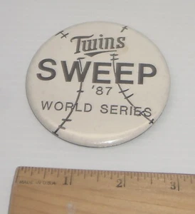 Rare Vintage MN Twins 1987 “Sweep” World Series 3 in. Button - Bild 1 von 7