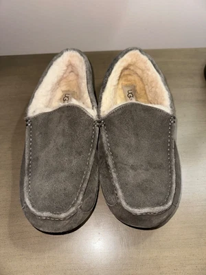 UGG 男式 Ascot 绒面革羊毛乐福鞋司机拖鞋 9 灰色 — 第 1/4 张图片