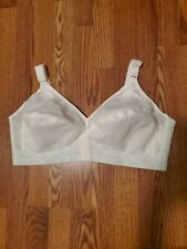 NWOT Playtex 48C Sensational Support Wireless Bra White Floral Lace Style 0020