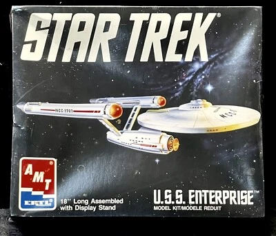 AMT ERTL STAR TREK: USS ENTERPRISE 18" Model Kit w/ Display Stand #6676 - Image 1 of 4