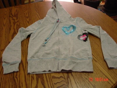 Sudadera con capucha adornada con cremallera junior para mujer de Hard Candy calce ajustado Foto 1 de 3