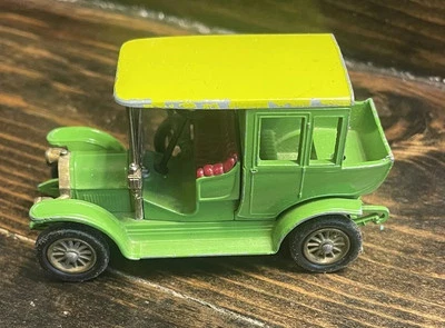 VINTAGE Matchbox Models of Yesteryear 1910 Benz Limousine Green - Image 1 of 4